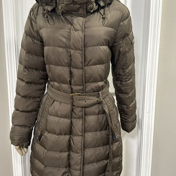 BURBERRY BRIT WINTERLEIGH DOWN COAT. DARK OLIVE - Picture 2 of 16